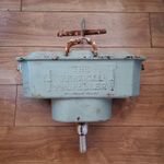 Vintage Cast Iron Cistern The Vertical Propeller For Parts Not Working