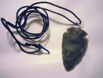 Indian arrowhead pendant with cord punta freccia pointe fleche flecha