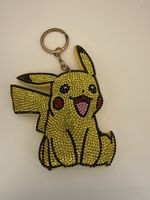 Official Pikachu Pokemon Figure Keychain Nintendo UK Seller