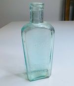 Antique Veno's Lightning Cough Cure Medicine Bottle 13 cm's tall 
