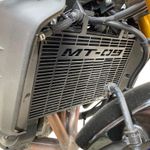 Yamaha MT-09 radiator guard cover 2021-2023