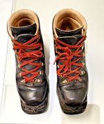 Vintage Asolo Telemark Ski/Hiking Boots size UK 6/7. Vibram Soles . Leather
