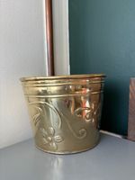 Vintage Cottagecore Embossed Brass Floral Plant Pot / Cachepot