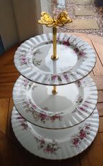 Royal Albert Lavender Rose 3 tier XL cake stand. Stunning  butterfly handle