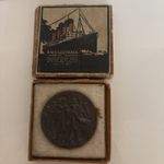 WW1 RMS Lusitania Commemorative Medal Boxed - British Propaganda Iron Medallion