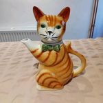 Vintage Tony Wood Staffordshire Ceramic Cat Teapot "Pussy Foot" – Orange Tabby