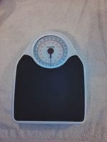 Non-Slip Bathroom Scale with Easy Read Dial – Weigh Up to 150kg Effortlessly