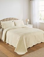 Quilted Bedspread Set with 2 FREE Pillow Shams (one with Single by Chums