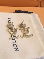 Louis Vuitton LV Gold Earring Stud with Box Excellent Condition