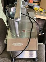 Hakka Electric Commercial Vegetable Chopper/Slicer with Feed Chute,