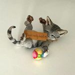 A Breed Apart Cat Figurine Ornament with Ball & Hanging Sign, Resin, Unmounted