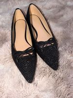 Beautiful Coach Crystal run flat black pointed shoes