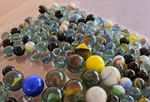 Vintage Glass Marbles – 1.5kg Mixed Colours, Swirls & Cat’s Eye