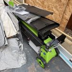 Zipper 7t Log Splitter HS7TU 10" max dia. 200mm - 520mm Capacity with Leg Stand