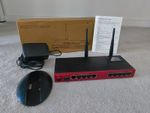 Mikrotik RB2011UiAS-2HnD-IN 2.4GHz AP, 10x Ethernet, SFP, USB, LCD, PoE output