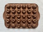 Nordic Ware Bundt Tea Cakes & Candies Pan 30-Cavity Non-Stick