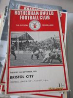 1970-71 Rotherham United v Bristol City League cup 8.9.1970
