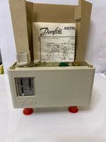 Danfoss pressure controller 060-1243 KP15 in original packaging from the UK