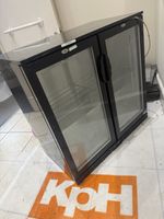 UNDER COUNTER DRINKS FRIDGE