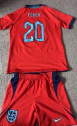 England kids Football Kit Age 9-10 in very Condition Check my page