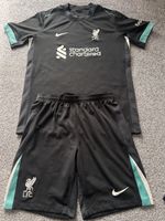 Liverpool kids Football Kit Age 10-12 in very Condition Check my page    