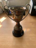 1970 "DURSLEY [GLOUCESTERSHIRE] SHOW" PIGEON RACING EPNS 15cm-TALL TROPHY (P3)