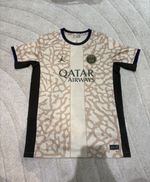 Jordan 23/24 4th Football Shirt PSG x Jordan Size XL boys