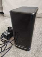 D-Link NAS ShareCenter DNS-320L 2-Bay Network Storage + 2 x 3tb Seagate Drives