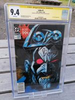 9.4 CGC Signature Series DC Lobo vol.1 #1 Newsstand Signed Bisley Giffen