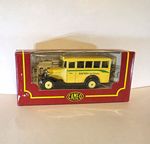 Corgi Cameo Diecast Coach/Bus Model Eastern National Models Boxed (Box Damage)