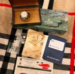 Rolex Oyster Perpetual Date Ref.15210 34mm Box & Papers