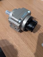 SMC CDRB1BW63-180S-XF Pneumatic Rotary Actuator, 180° Rotary Angle, 63mm Bore