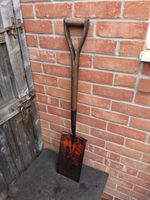 Builders Gardening Spade, Wooden Y Top Handle, Good Useable Condition