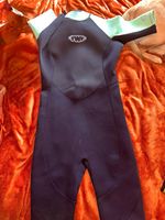 TWF Women's Shortie Wetsuit 2.5mm Size 18 Black/Light Blue Shorties