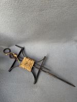 VINTAGE GARDENERS PLANTING OUT STRING LINE & PIN