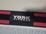 Everlast weight lifting belt for sale.
