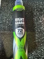 Right Guard Xtreme Men Antiperspirant Spray Fresh 250ml 72-Hour Protection