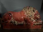 Porcelain Ceramic Red Lion Mantel Display