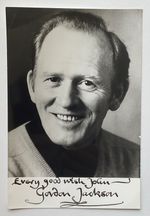 GORDON JACKSON ( The Professionals ) Genuine Handsigned Photograph 6 x 4