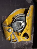 Petzl Asap Two Carabiners And Asap’sorber