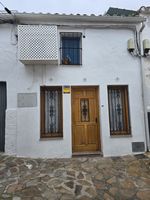 House For Sale In Martos, Jaen, Andalucia, Spain - 1 Bed, 1 Bath
