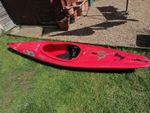 Pyranha Stunt Bat Kayak And Schlegel Right Handed Paddle