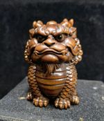 Vintage Japanese Netsuke Old Boxwood Carved Kylin Statue Home Decoration hot