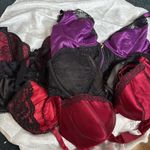 6 x Ladies Bras Various Sizes Red Black and Purple Job Lot