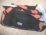 VERSATILE NEW NORTH GEAR SPORT / CRICKET BAG / HOLDALL