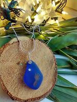 Hand Carved Footprint Blue Sea Glass Crystal Inlay Pendant Silver Necklace 18"
