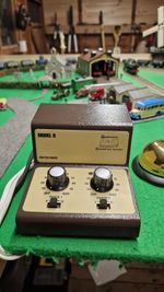 Gaugemaster Model 'D' Twin Track Electronic Model Railway Controller – Boxed