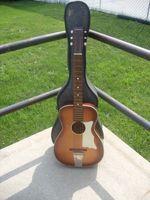 Vintage Silvertone Parlor Acoustic Sunburst Guitar W/Case Model H604