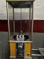 Northern Beaver 26 toy vending machine -YELLOW 50-55mm capsules