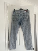 Tommy Jeans Men’s Blue Acid Wash Straight Fit Denim Jeans 30W 32L Logo